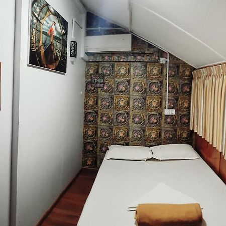 Hostel He-O Yangón Exterior foto